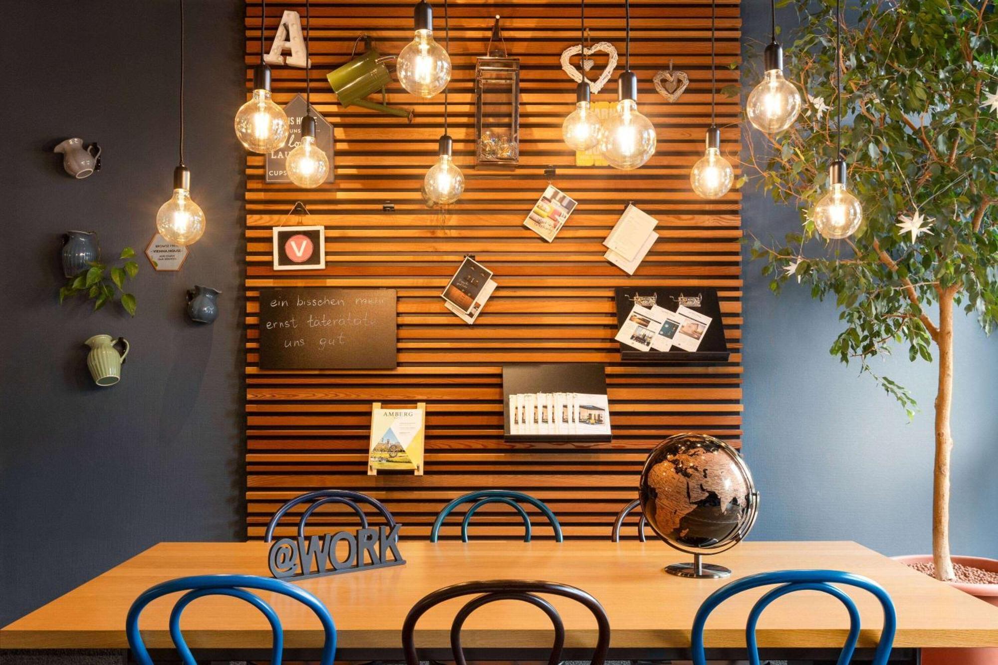 Vienna House Easy By Wyndham Amberg Hotel Екстериор снимка